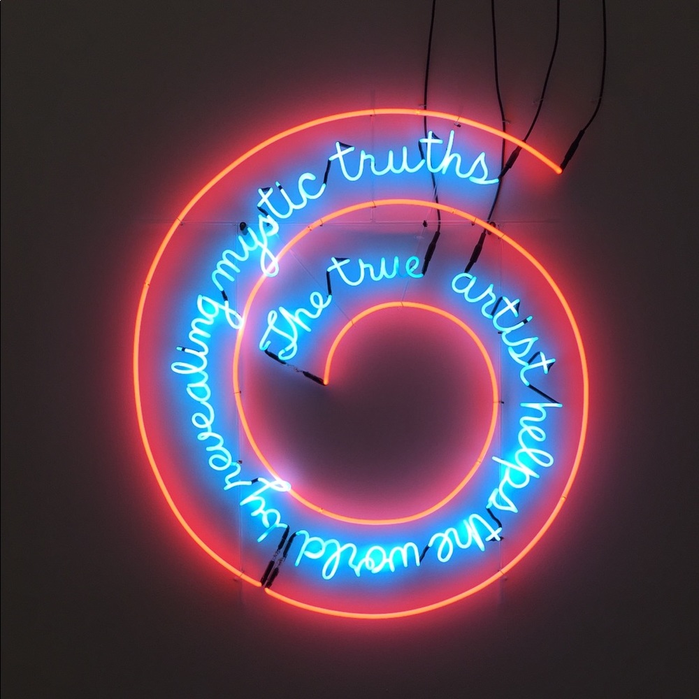 Meet your Posher, Kira